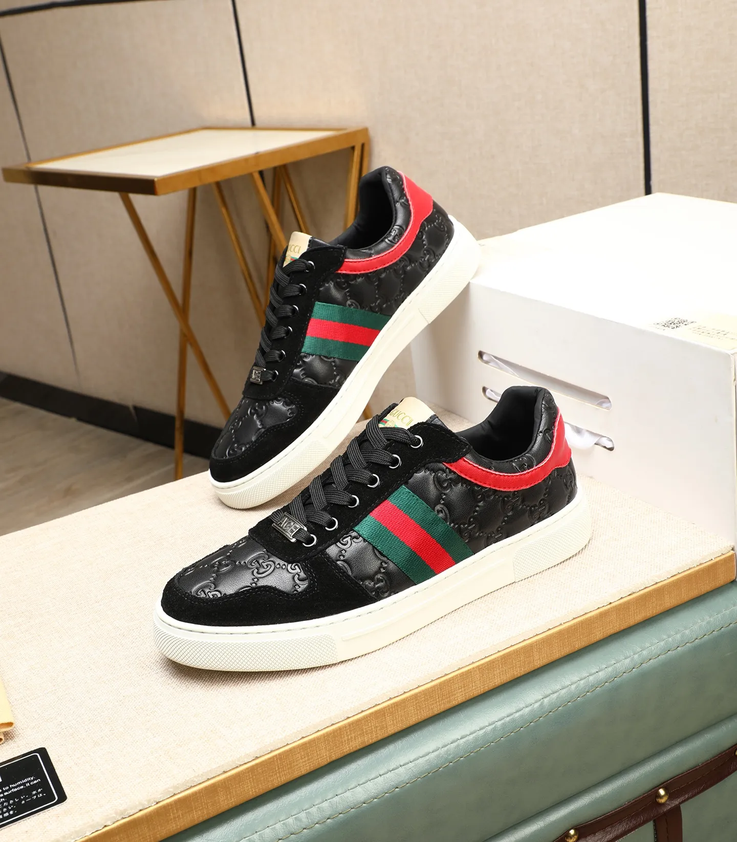 Men's men's shoes💰440 GUCCI🔍🔍2025 latest model Available at the counter at the same time, original calfskin imported from Italy, genuine leather lining, (high-end, extravagant, and classy) with exquisite workmanship, soles: original soles specially provided by the original factory, ⚠Exclusive double-layer movable molded soles are super comfortable⚠, real photos🎬The real ones are better🔍🔍"High quality·Follow the order" code number 39-44 (38 45 46 customized)